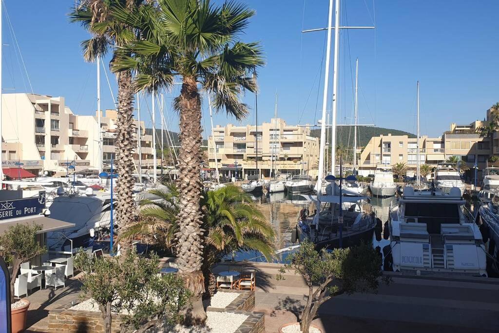Face Mer Entre Plage Et Marina Bormes-les-Mimosas Exterior photo